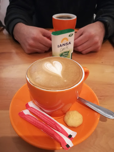 Detalle de Vertido de Leche